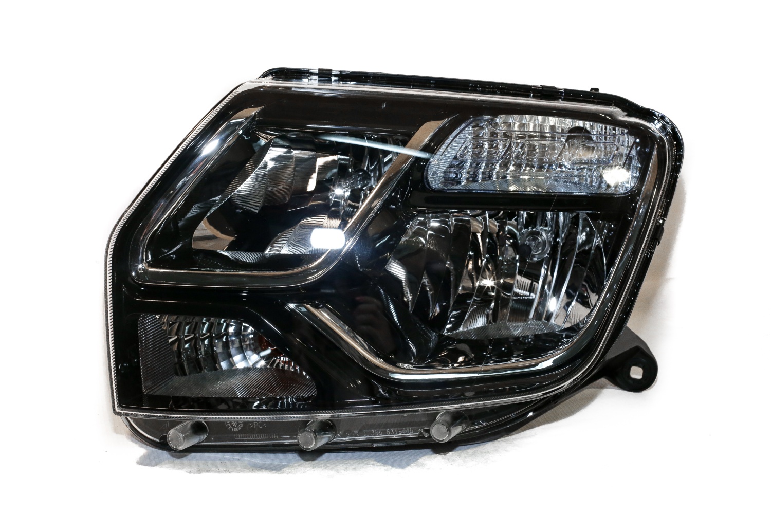 Фара Рено Дастер 1 рестайлинг 2015-2020 (Renault Duster) Automotive  Lighting 676512151 левая, 25 000 руб.