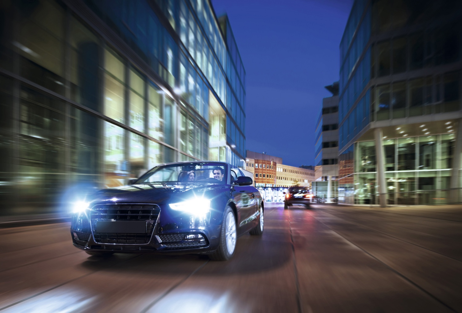 Xenon_BVu_city_driving_RGB_
