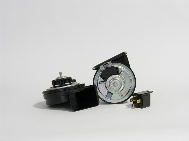 Звуковой сигнал электрический 12V 495/405 Hz. рожок (улитка) чёрный ...